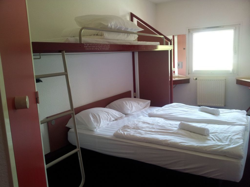 Drive Inn Hotel Törökbálint المظهر الخارجي الصورة
