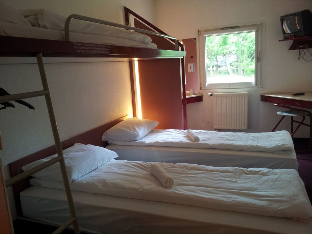 Drive Inn Hotel Törökbálint المظهر الخارجي الصورة